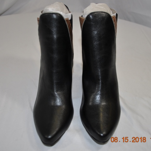mark by Avon Sideswipe Booties Black Ankle Boot - Picture 5 of 8